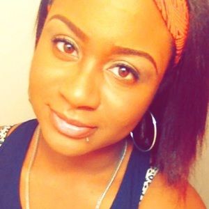 Meet your Posher, Jacinth